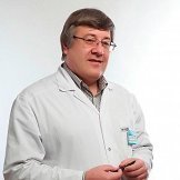 Врач Абалмасов Владимир Георгиевич