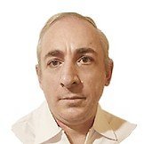 Врач Абдурагимов Руслан Багаутдинович
