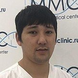 Врач Абдувалиев Рустам Абдулазизович 