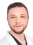 Врач Абрамов Роман Андреевич