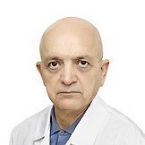 Врач Абудуев Назирбек Каримуллаевич