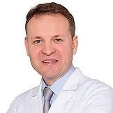 Врач Ачабаев Вадим Александрович