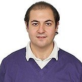 Врач Адамян Роберт Артурович