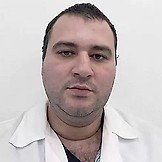 Врач Агаджанян Варужан Тигранович