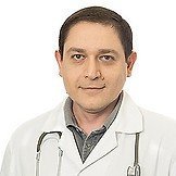 Врач Айдинов Геннадий Иванович