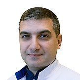 Врач Айрапетян Роберт Григорьевич