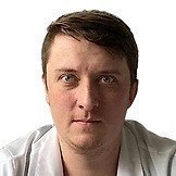 Врач Ахмеров Радмир Дамирович