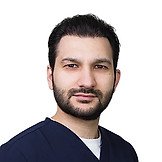 Врач Ахов Андемир Олегович