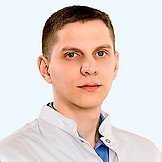 Врач Аксенов Артем Иванович