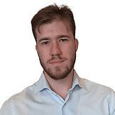 Врач Аксенов Дмитрий Сергеевич