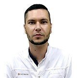 Врач Акзамов Тимур Арсланович