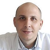 Врач Аль-Кади Нашван Мохаммедович 