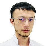 Врач Алиахунов Рустам Абдужалилович