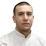 Врач Алимов Артемий Андреевич