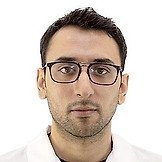 Врач Альросан Бадер