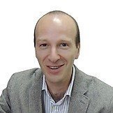 Врач Алукер Михаил Ильич