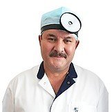 Врач Амутов Идрис Абдрахимович