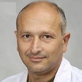 Врач Андреасян Ваграм Дереникович