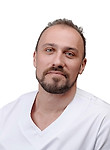 Врач Анисимов Роман Сергеевич
