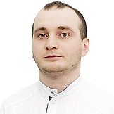Врач Арабов Руслан Зиеддинович
