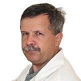 Врач Артемьев Павел Васильевич
