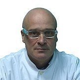 Врач Аверченков Владимир Михайлович