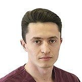 Врач Баймуканов Азамат Маратович