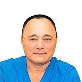 Врач Бакланов Николай Артемович