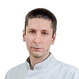 Врач Бакушев Михаил Евгеньевич