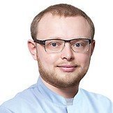 Врач Басин Евгений Михайлович