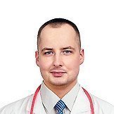 Врач Батаев Евгений Михайлович