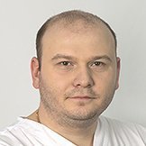Врач Бедретдинов Ринат Мансурович
