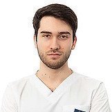 Врач Бербеков Кантемир Робертович