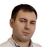 Врач Бережонов Артем Дмитриевич
