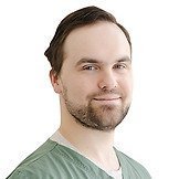 Врач Бежанов Антон Витальевич