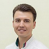 Врач Бикбулатов Артур Альбертович