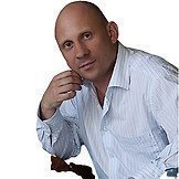 Врач Бобовский Юрий Александрович