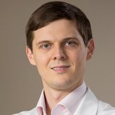 Врач Болушевский Роман Олегович