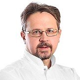 Врач Бонарцев Артем Павлович