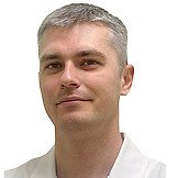Врач Бушуев Петр Николаевич