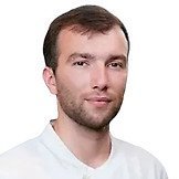 Врач Бутов Роман Алексеевич