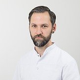 Врач Бувин Максим Александрович