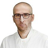 Врач Чахарян Михаил Григорьевич