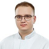 Врач Чернуха Вячеслав Андреевич