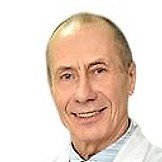 Врач Чибиряков Юрий Иванович