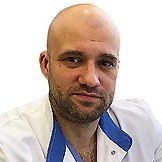 Врач Чиненов Денис Владимирович