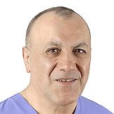Врач Чопсиев Адиль Джанаевич