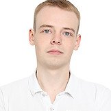 Врач Дабижа Павел Олегович