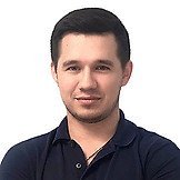 Врач Денисов Дмитрий Сергеевич