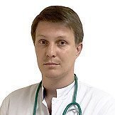 Врач Дмитриев Олег Михайлович